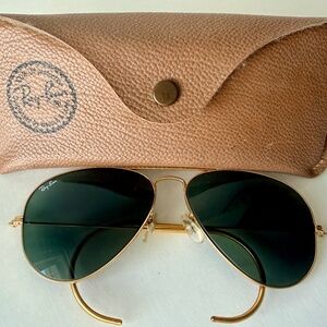 Vintage Ray-Ban USA | Bausch & Lomb | Gold Classic Aviator